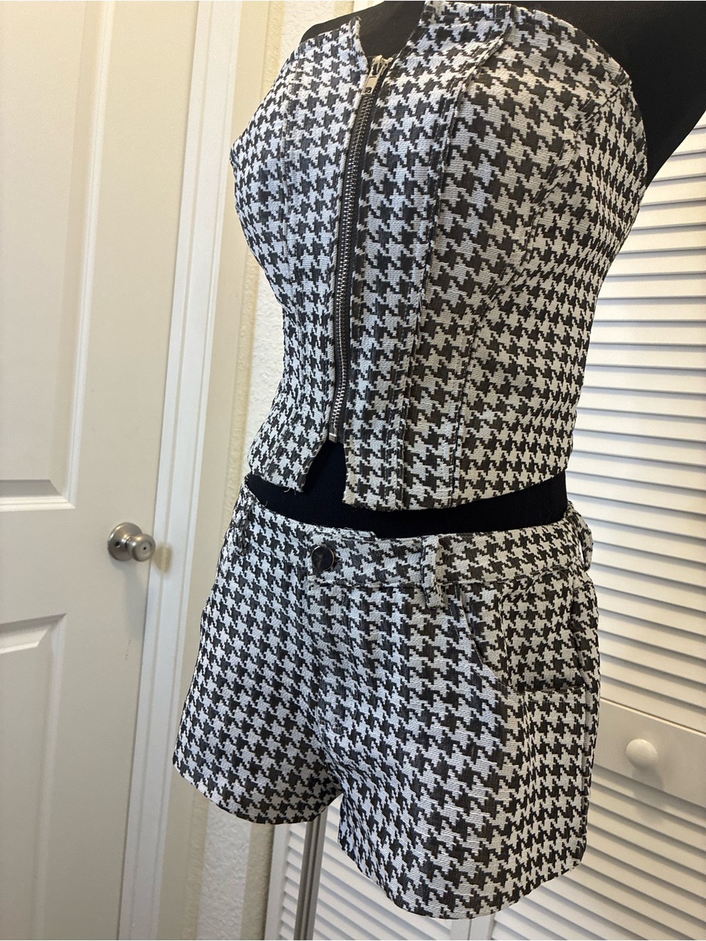 Houndstooth Zip-Front Strapless Dress Set in Black and White